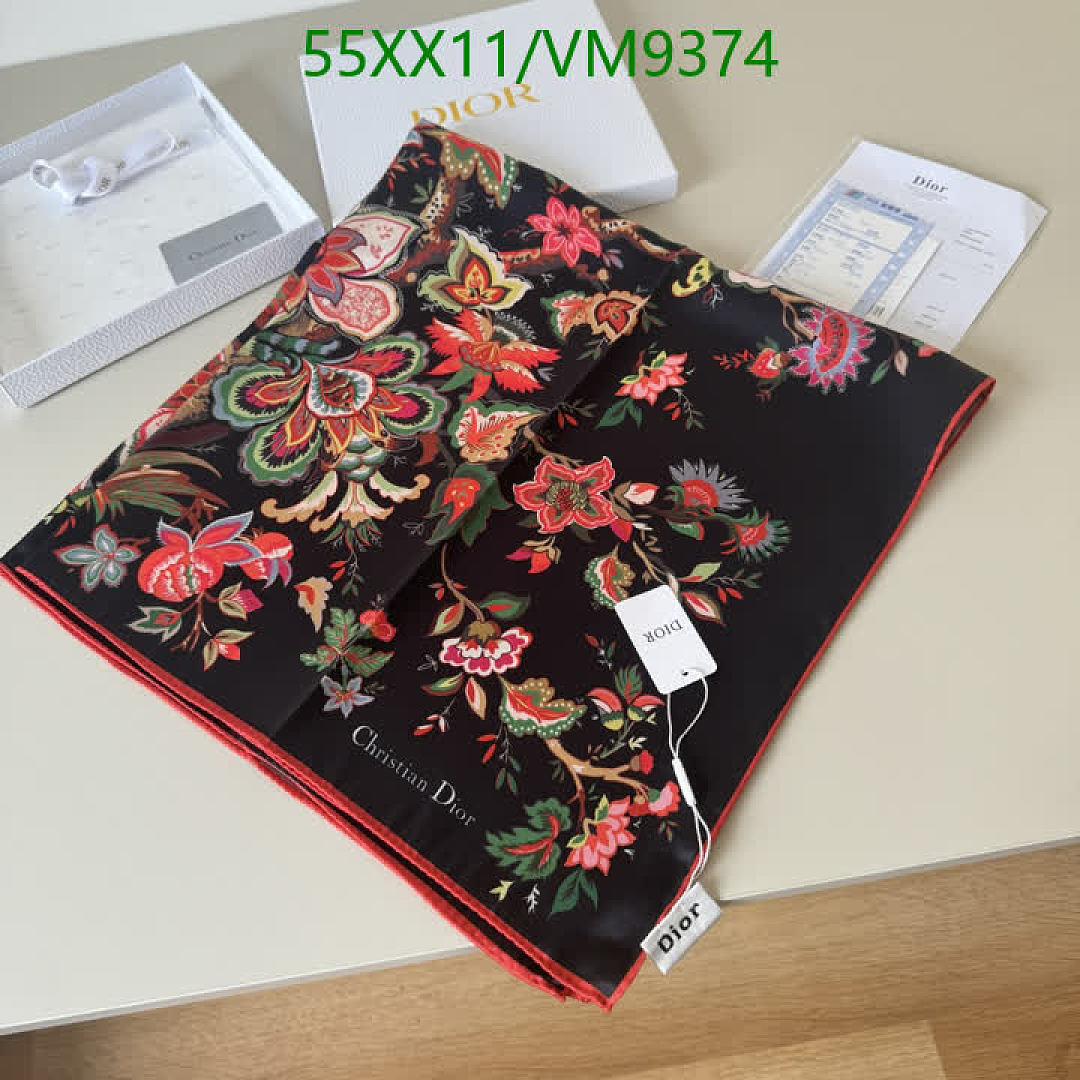 Dior-Scarf Code: VM9374 $: 55USD