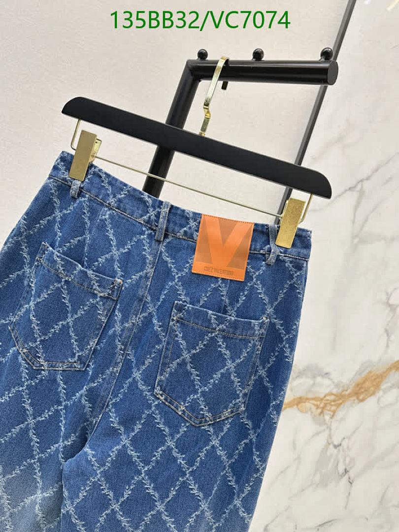 Valentino-Clothing Code: VC7074 $: 135USD