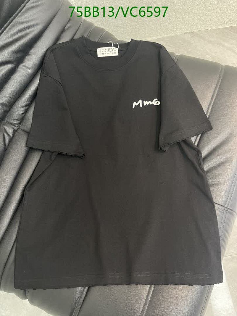 Maison Margiela-Clothing Code: VC6597 $: 75USD