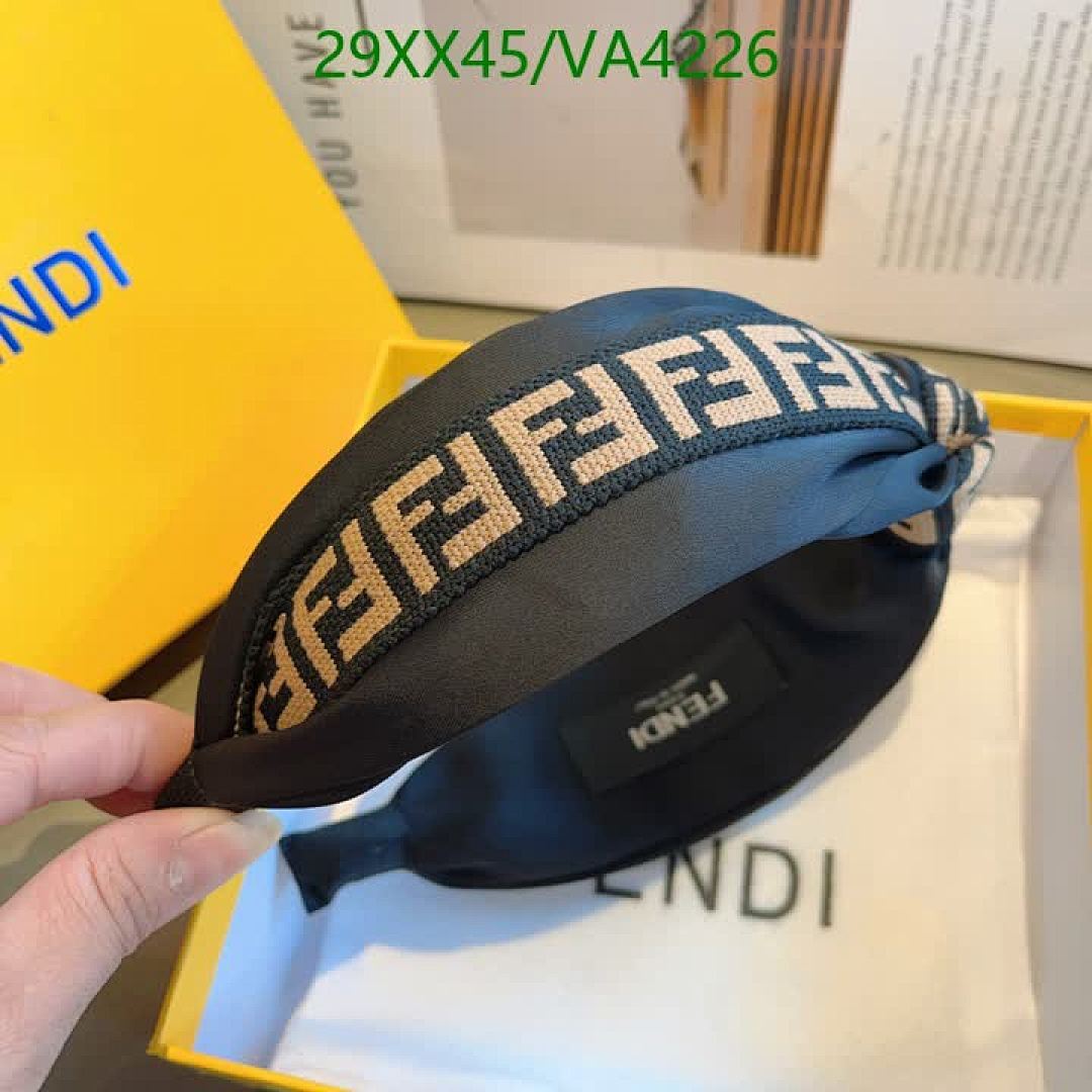 Fendi-Headband Code: VA4226 $: 29USD
