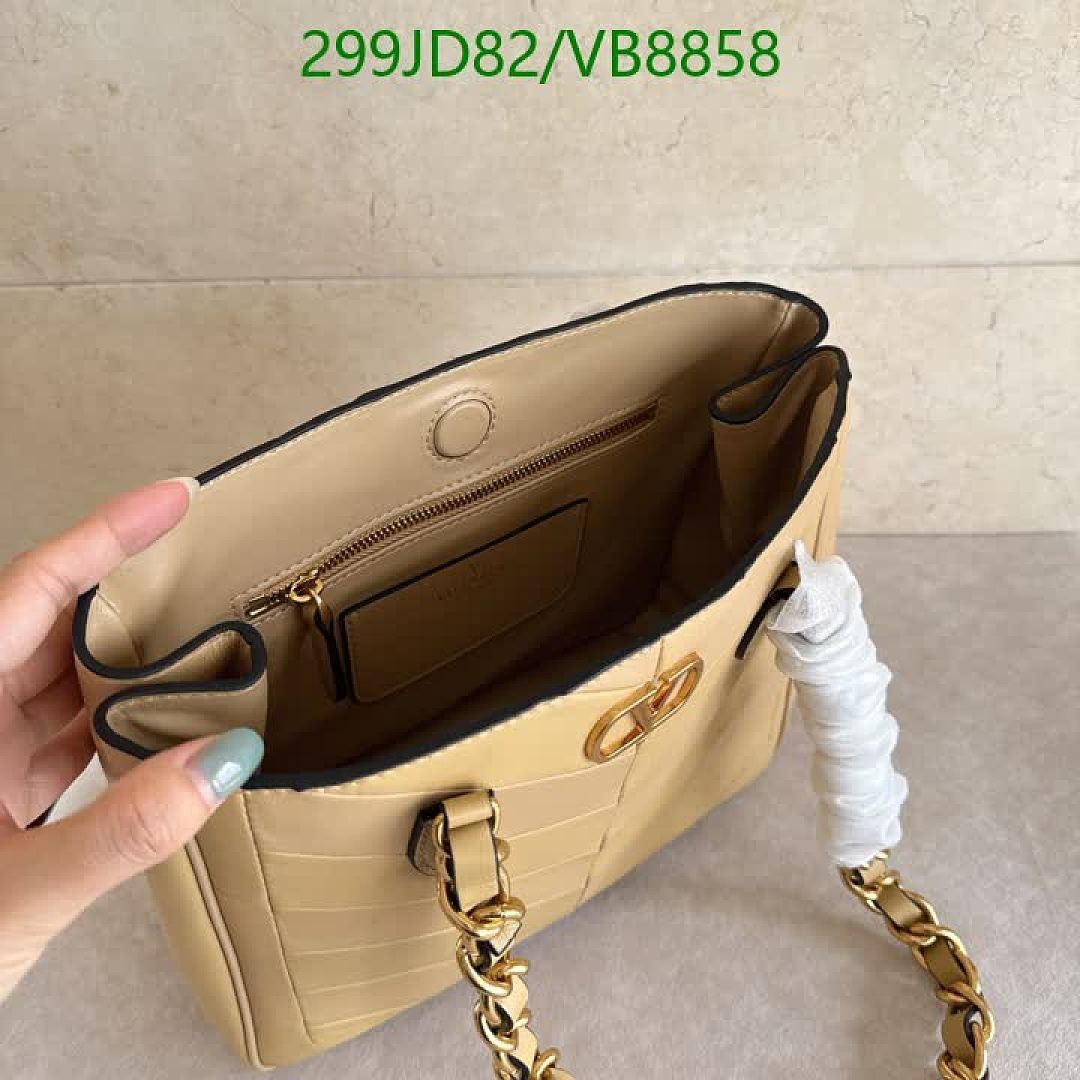 Valentino-Bag-Mirror Quality Code: VB8858 $: 299USD