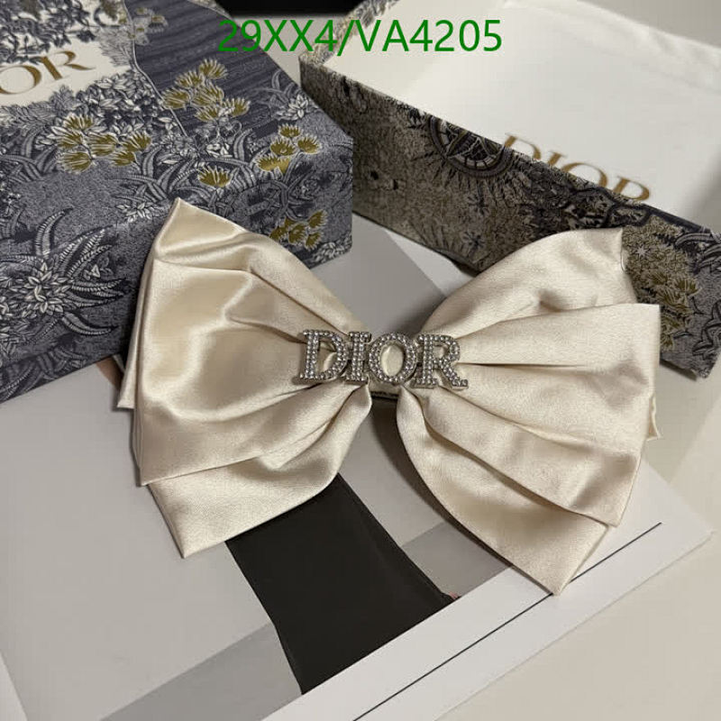 Dior-Headband Code: VA4205 $: 29USD