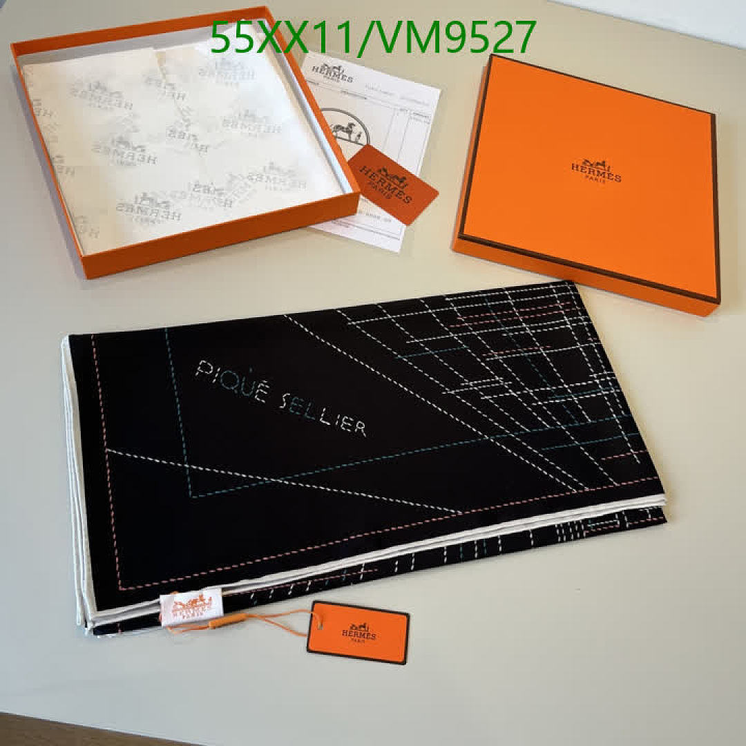 Hermes-Scarf Code: VM9527 $: 55USD