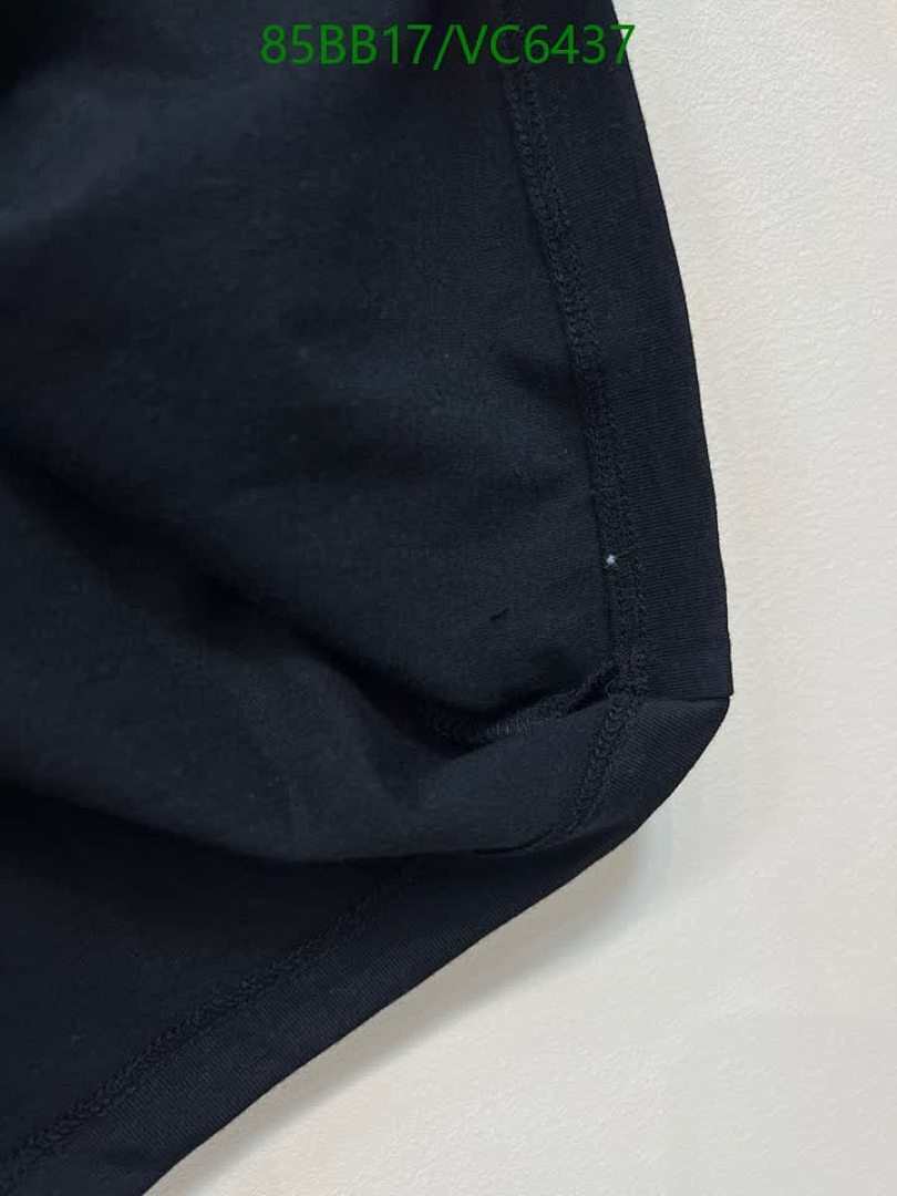 LV-Clothing Code: VC6437 $: 85USD