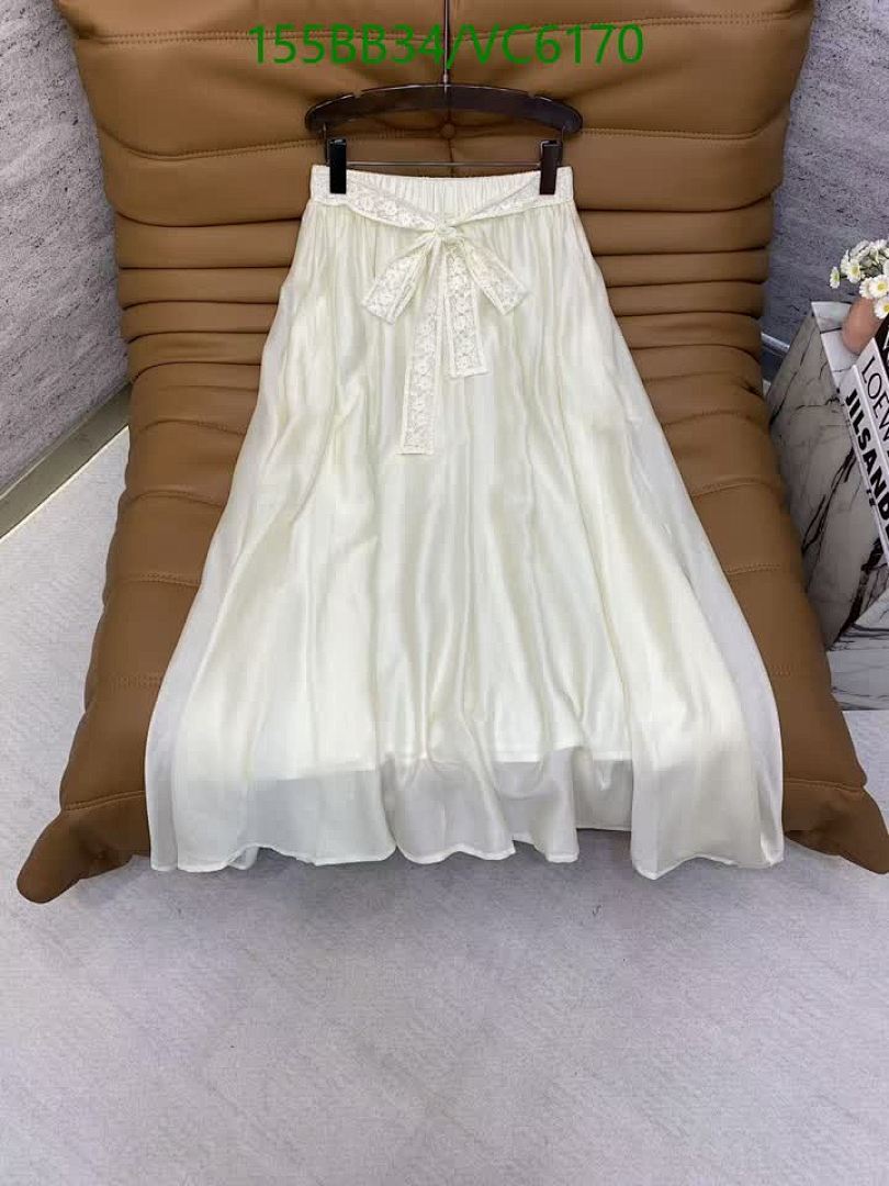 Dior-Clothing Code: VC6170 $: 155USD