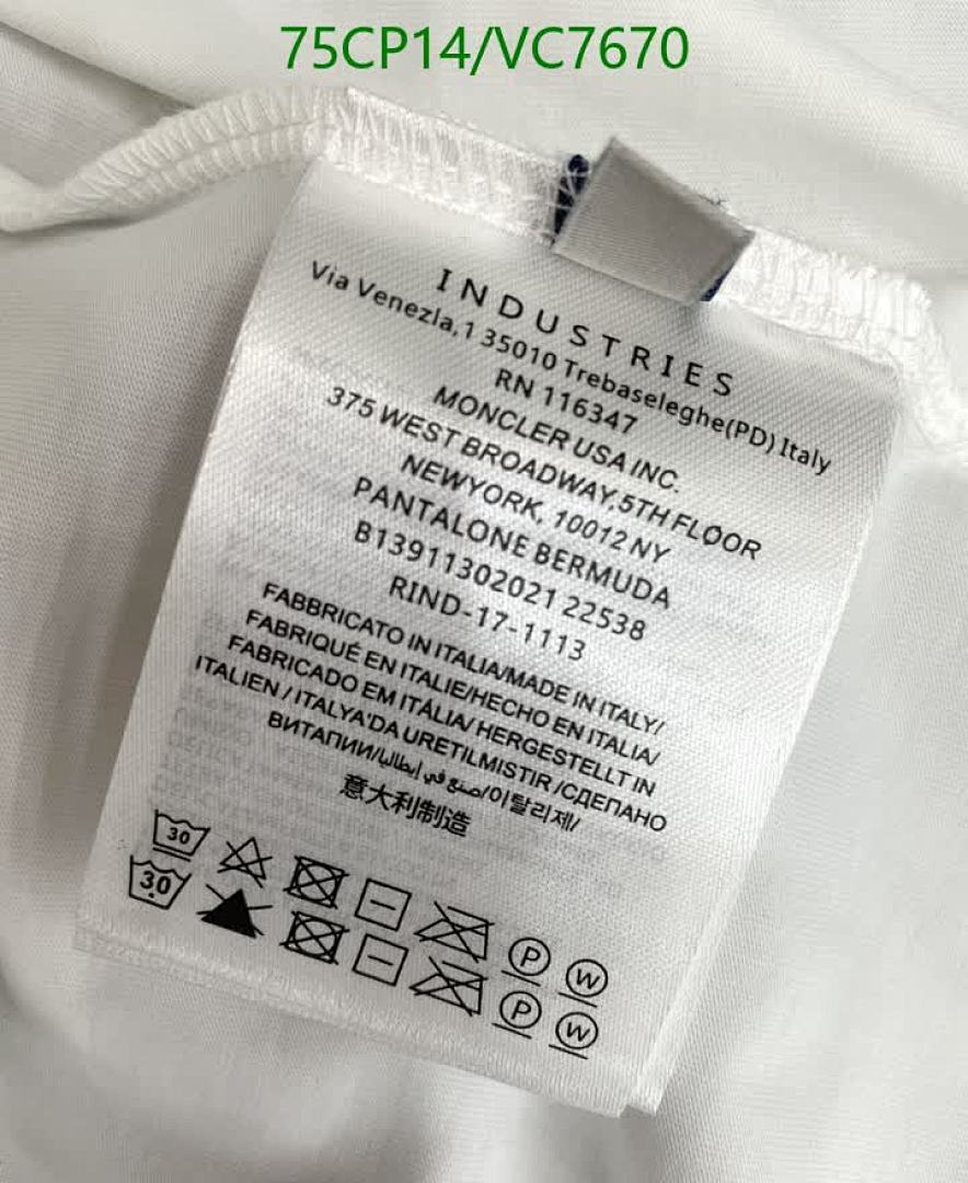 Moncler-Clothing Code: VC7670 $: 75USD