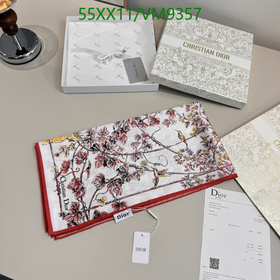 Dior-Scarf Code: VM9357 $: 55USD