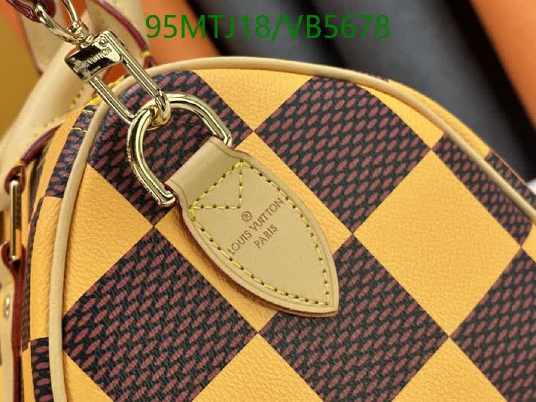 LV-Bag-4A Quality Code: VB5678 $: 95USD