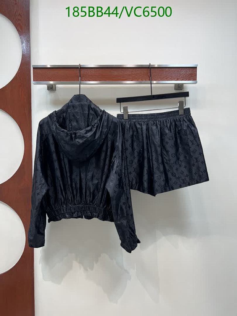 LV-Clothing Code: VC6500 $: 185USD