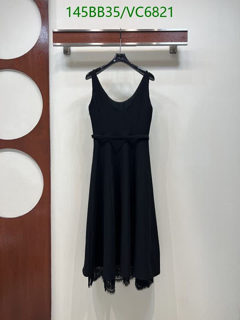 Prada-Clothing Code: VC6821 $: 145USD