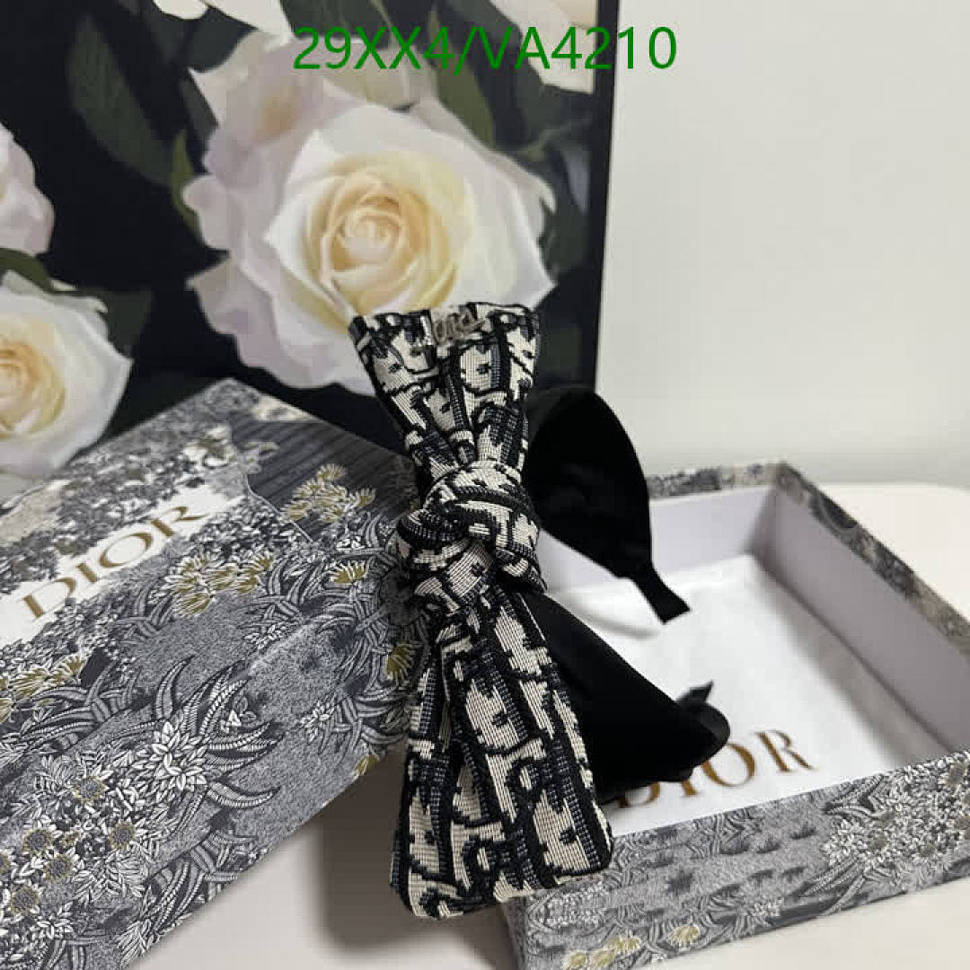 Dior-Headband Code: VA4210 $: 29USD