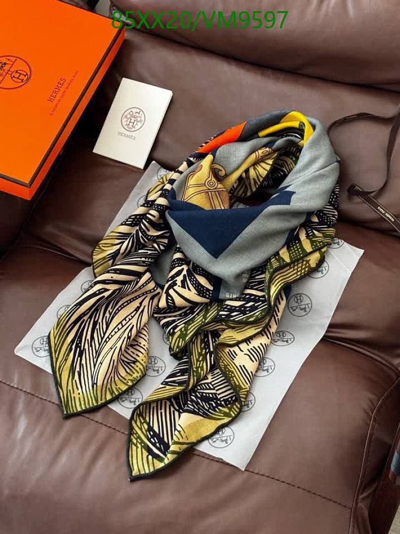 Hermes-Scarf Code: VM9597 $: 85USD