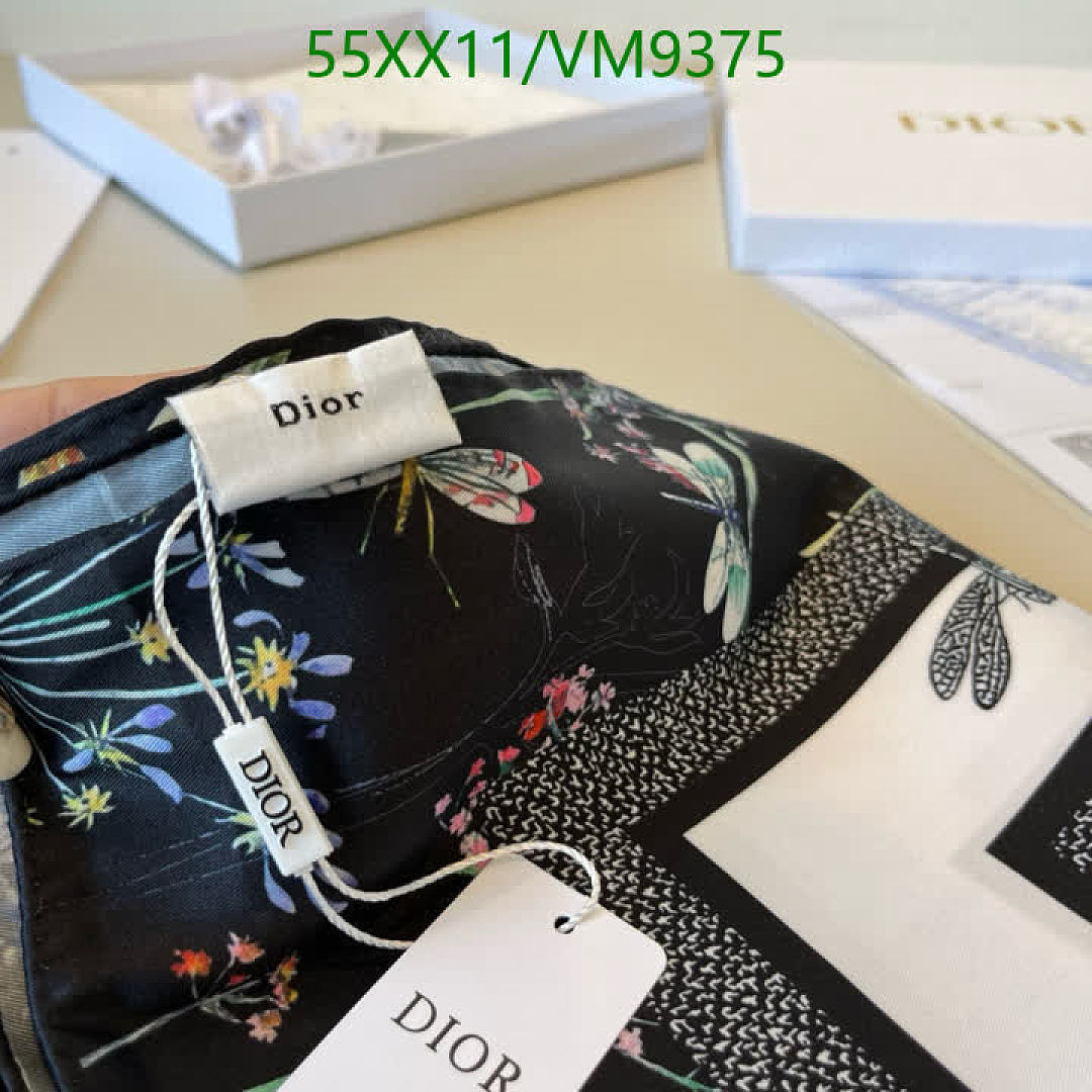 Dior-Scarf Code: VM9375 $: 55USD