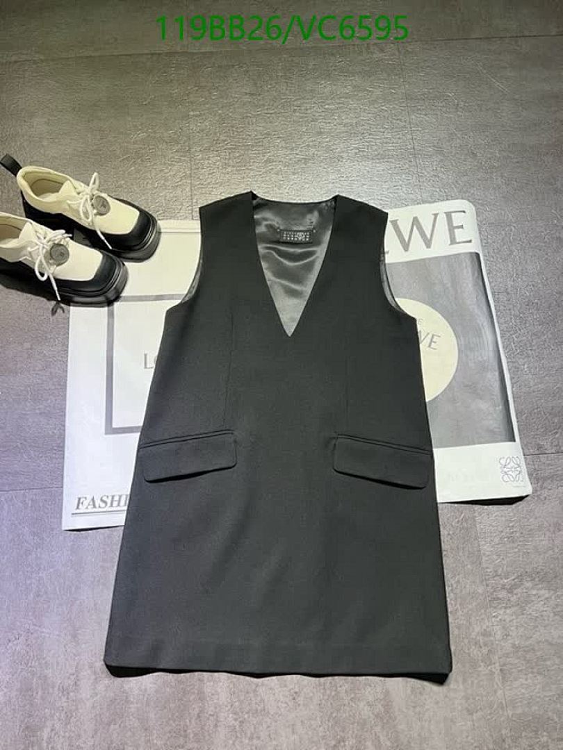 Maison Margiela-Clothing Code: VC6595 $: 119USD