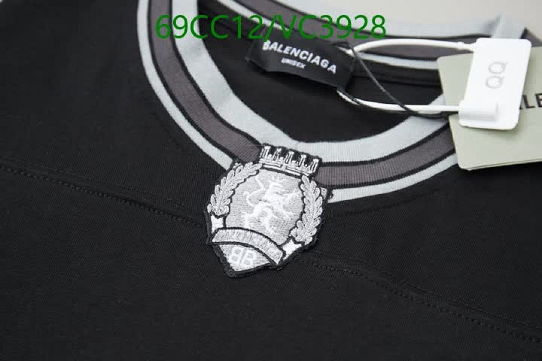 Balenciaga-Clothing Code: VC3928 $: 69USD