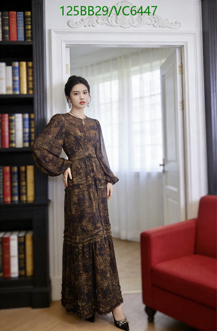 LV-Clothing Code: VC6447 $: 125USD