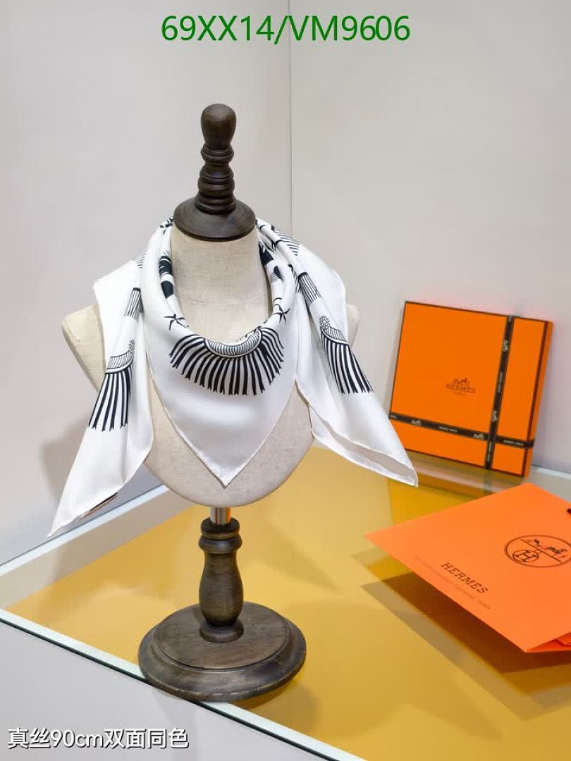 Hermes-Scarf Code: VM9606 $: 69USD