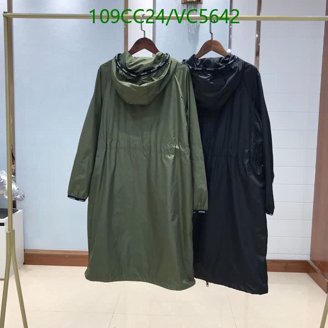 Moncler-Down jacket Women Code: VC5642 $: 109USD