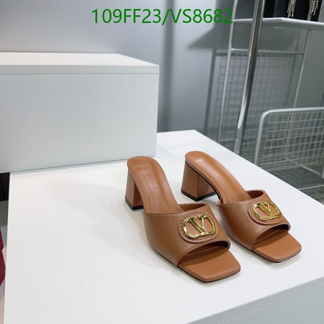 Valentino-Women Shoes Code: VS8682 $: 109USD