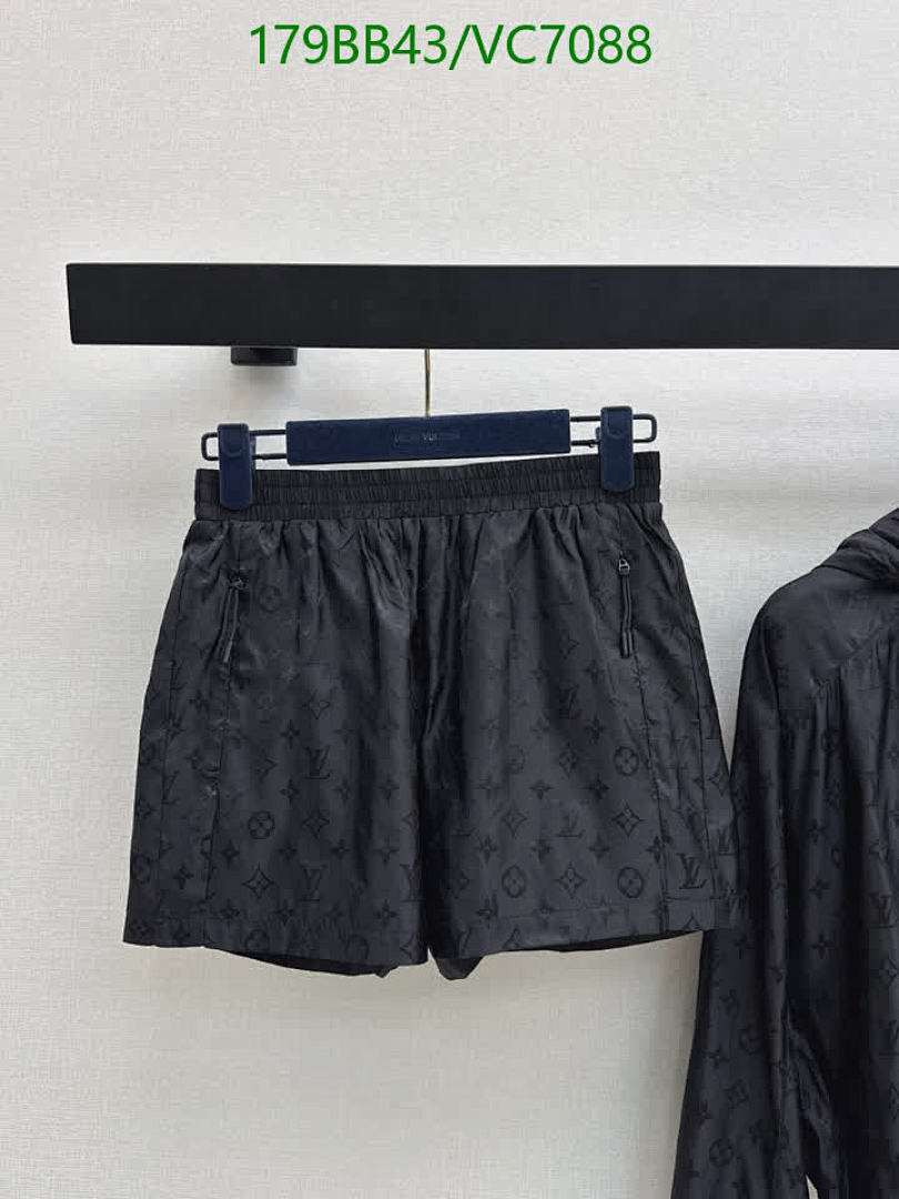 LV-Clothing Code: VC7088 $: 179USD