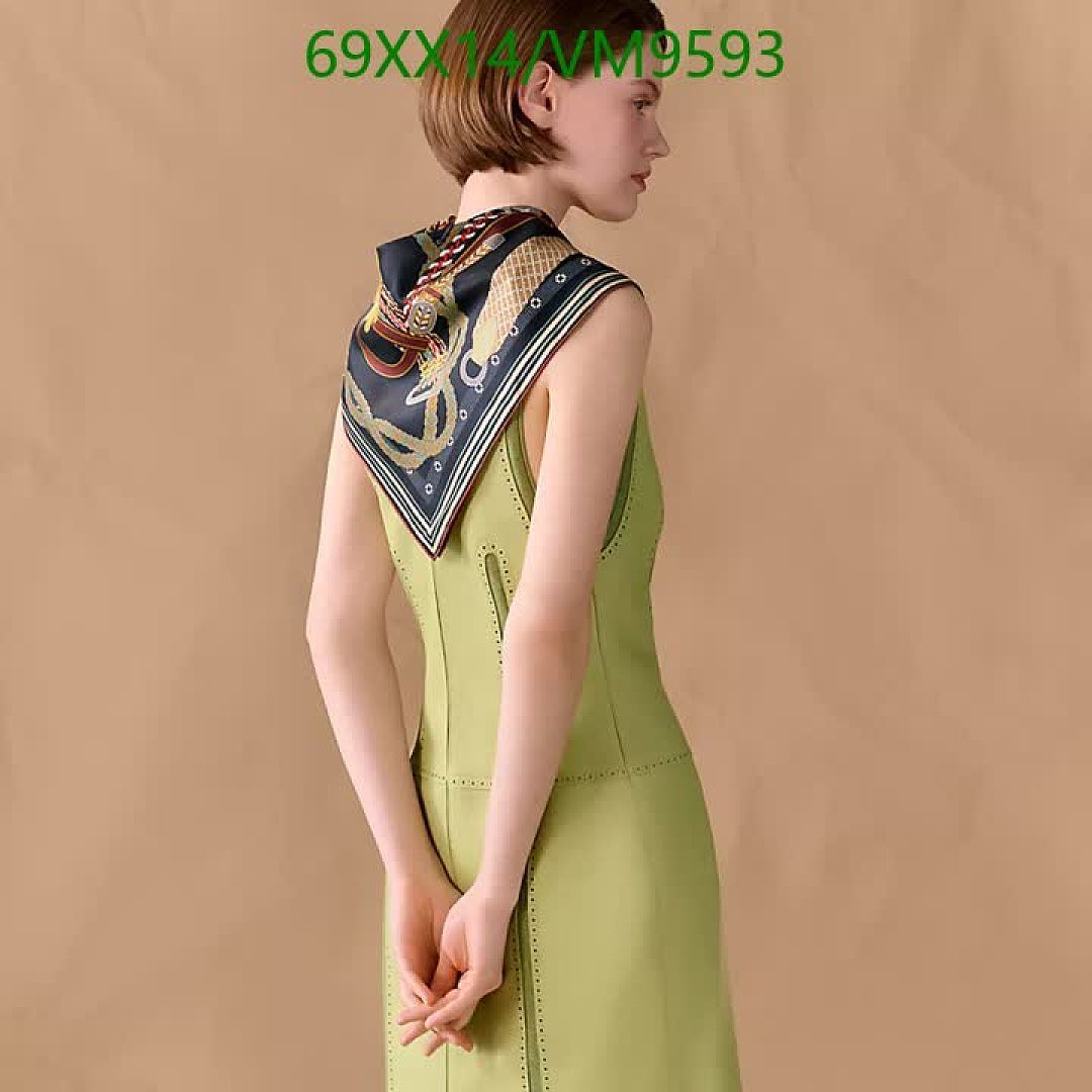 Hermes-Scarf Code: VM9593 $: 69USD