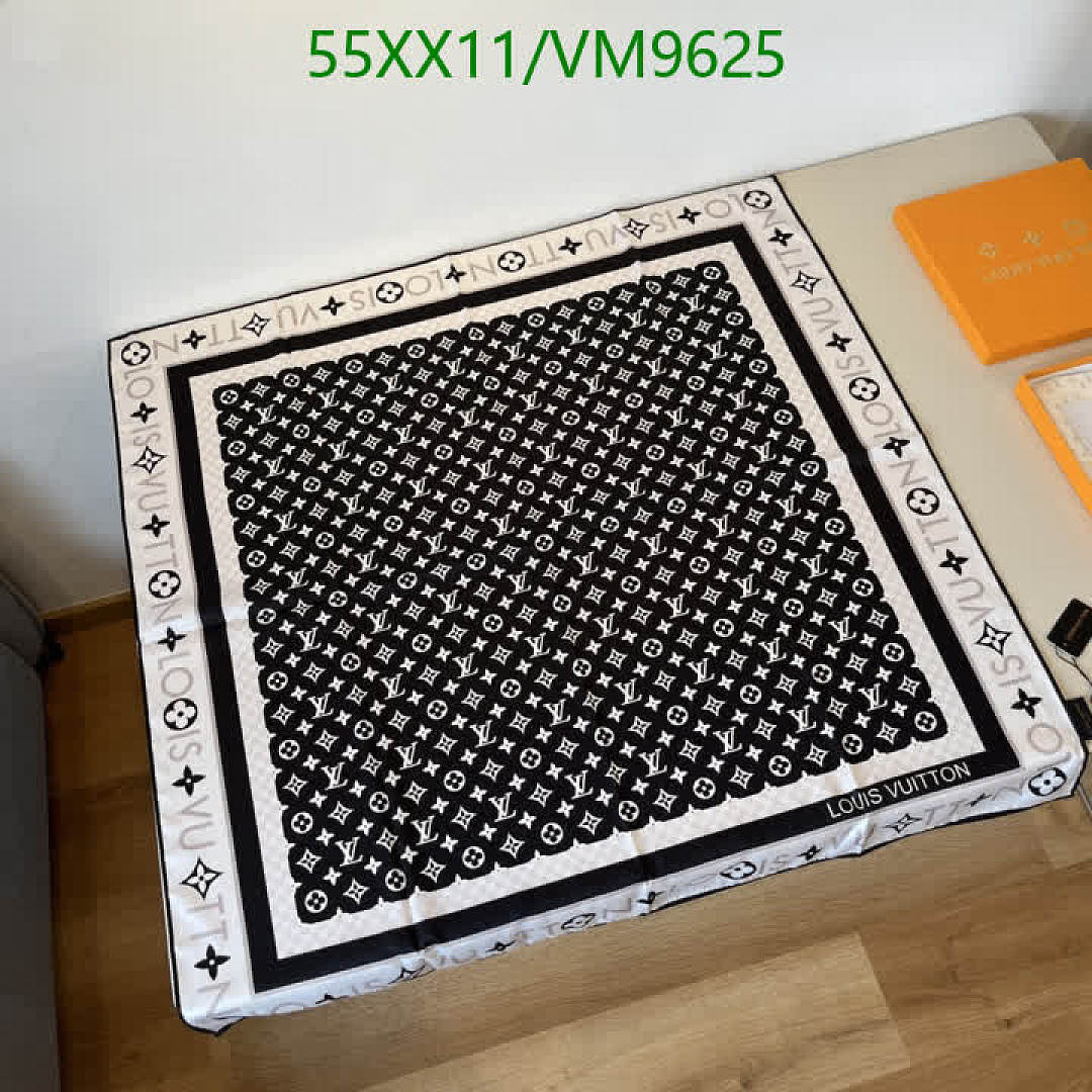 LV-Scarf Code: VM9625 $: 55USD