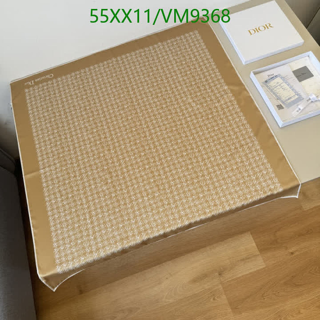 Dior-Scarf Code: VM9368 $: 55USD