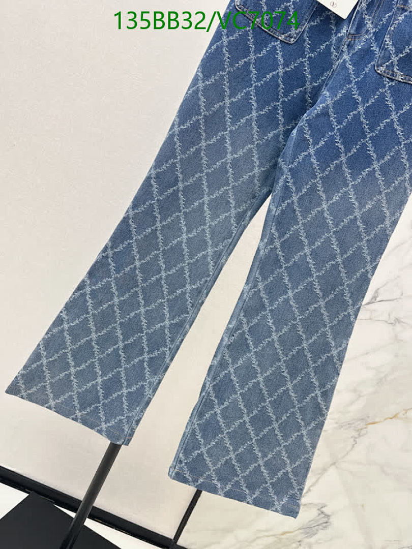 Valentino-Clothing Code: VC7074 $: 135USD