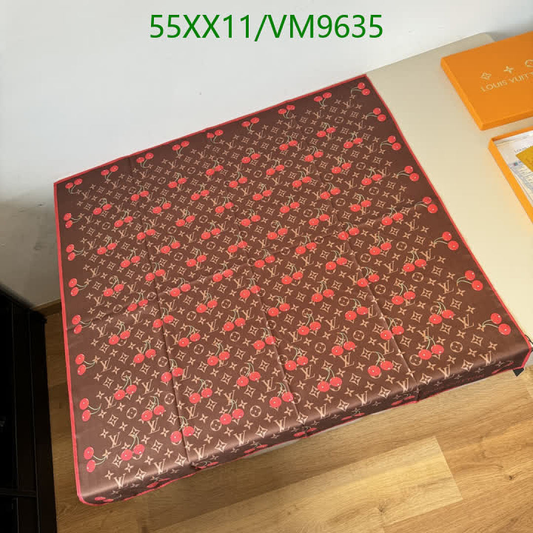 LV-Scarf Code: VM9635 $: 55USD