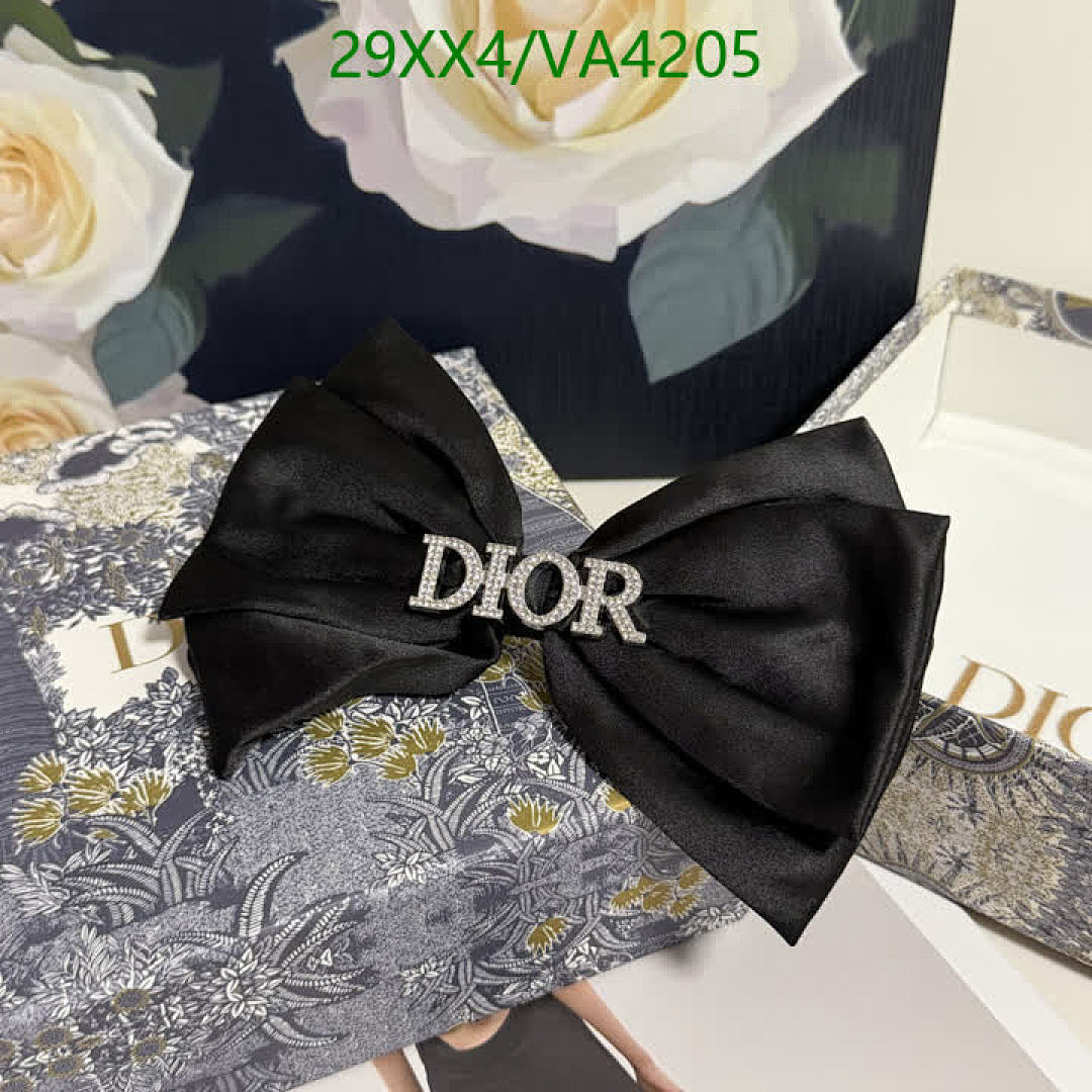 Dior-Headband Code: VA4205 $: 29USD