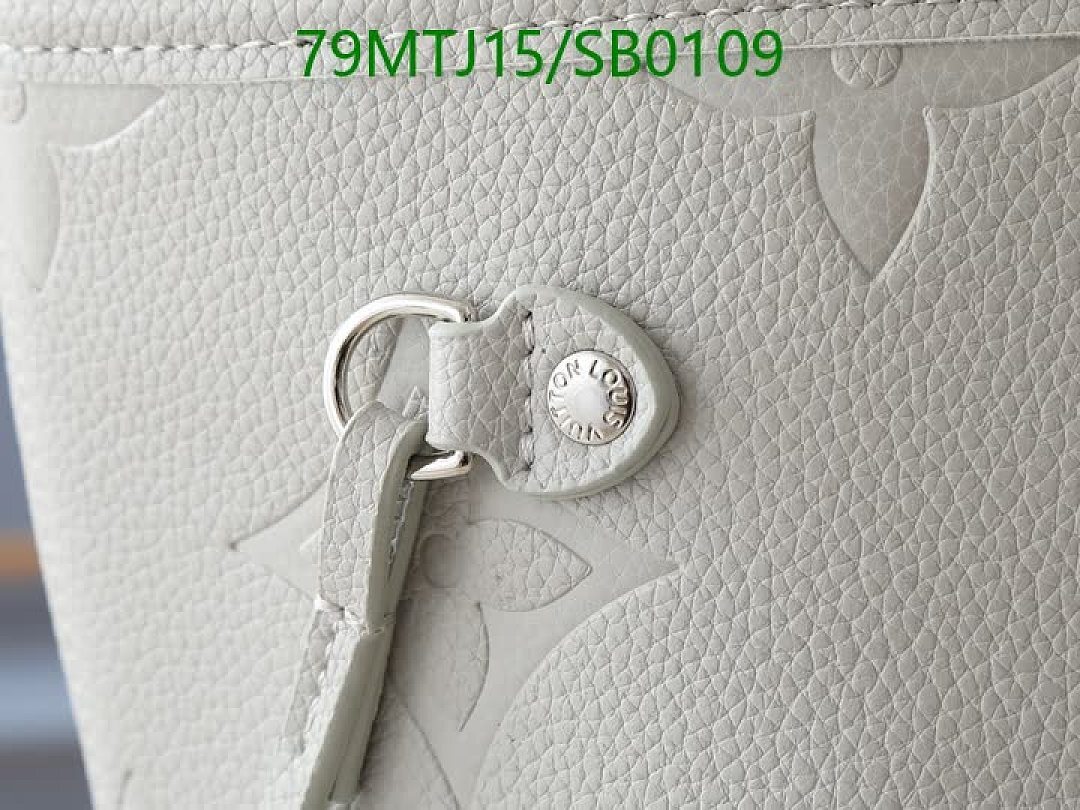 LV-Bag-4A Quality Code: SB0109 $: 79USD