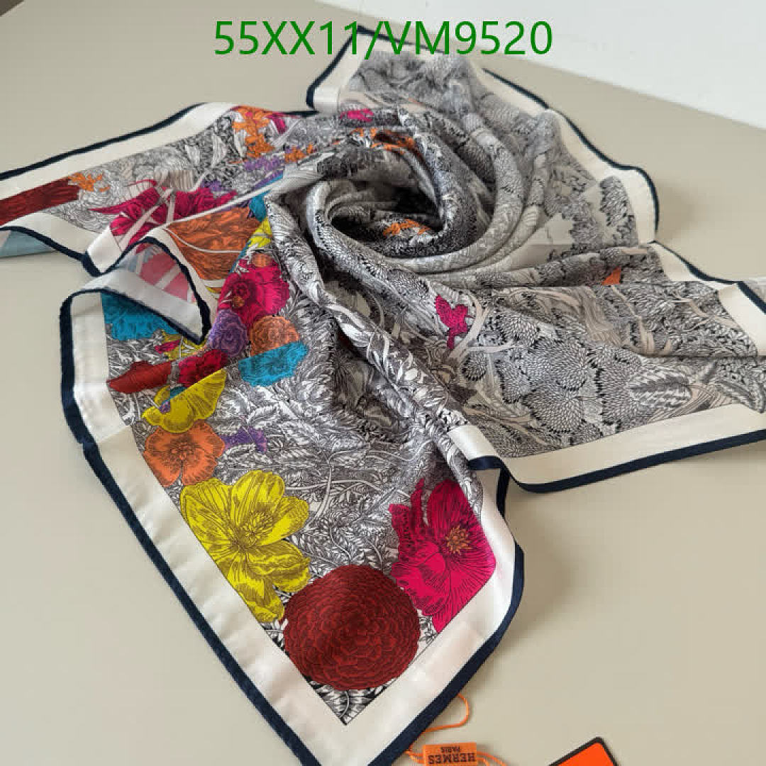 Hermes-Scarf Code: VM9520 $: 55USD