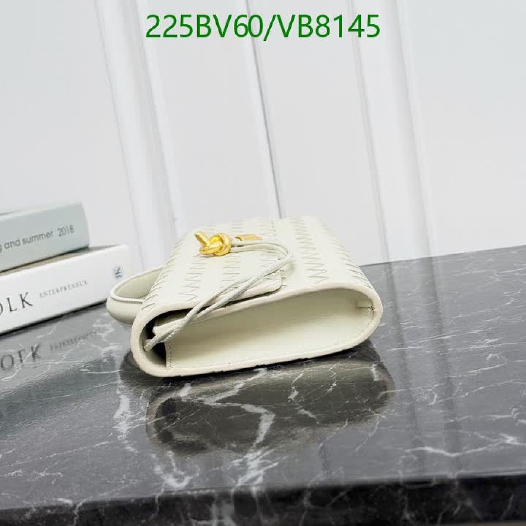 BV-Bag-Mirror Quality Code: VB8145 $: 225USD