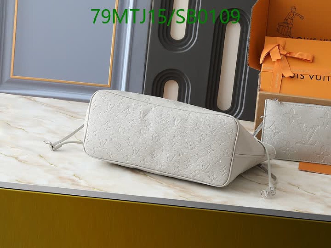 LV-Bag-4A Quality Code: SB0109 $: 79USD
