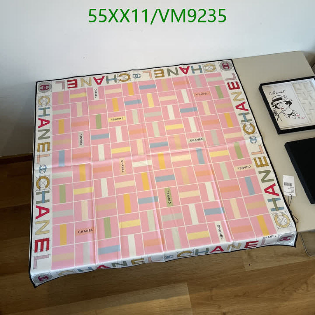 Chanel-Scarf Code: VM9235 $: 55USD