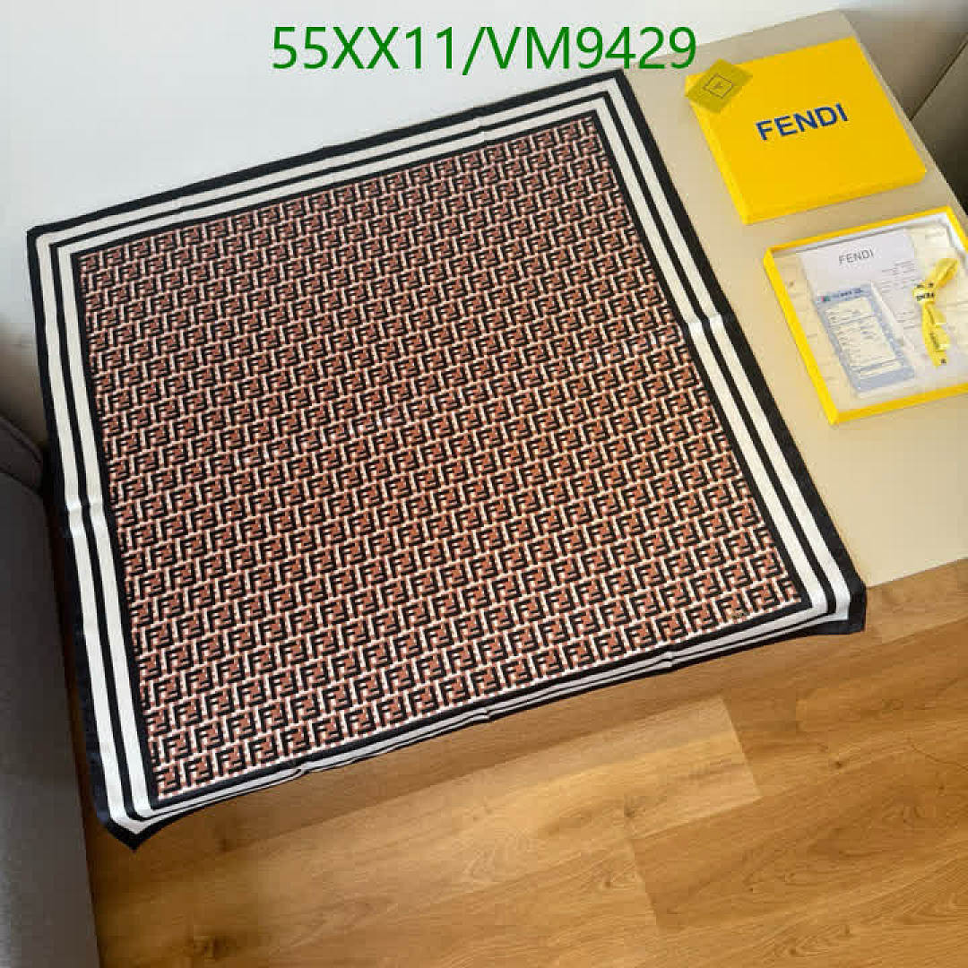 Fendi-Scarf Code: VM9429 $: 55USD
