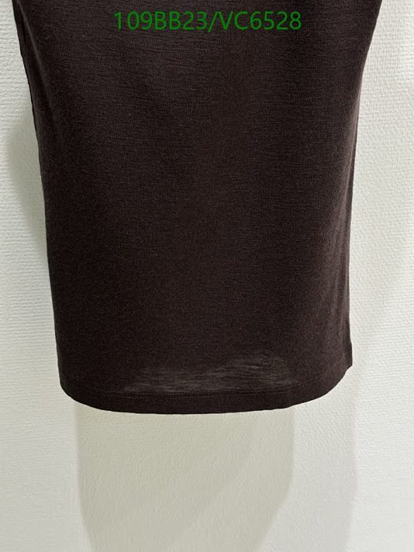 LV-Clothing Code: VC6528 $: 109USD