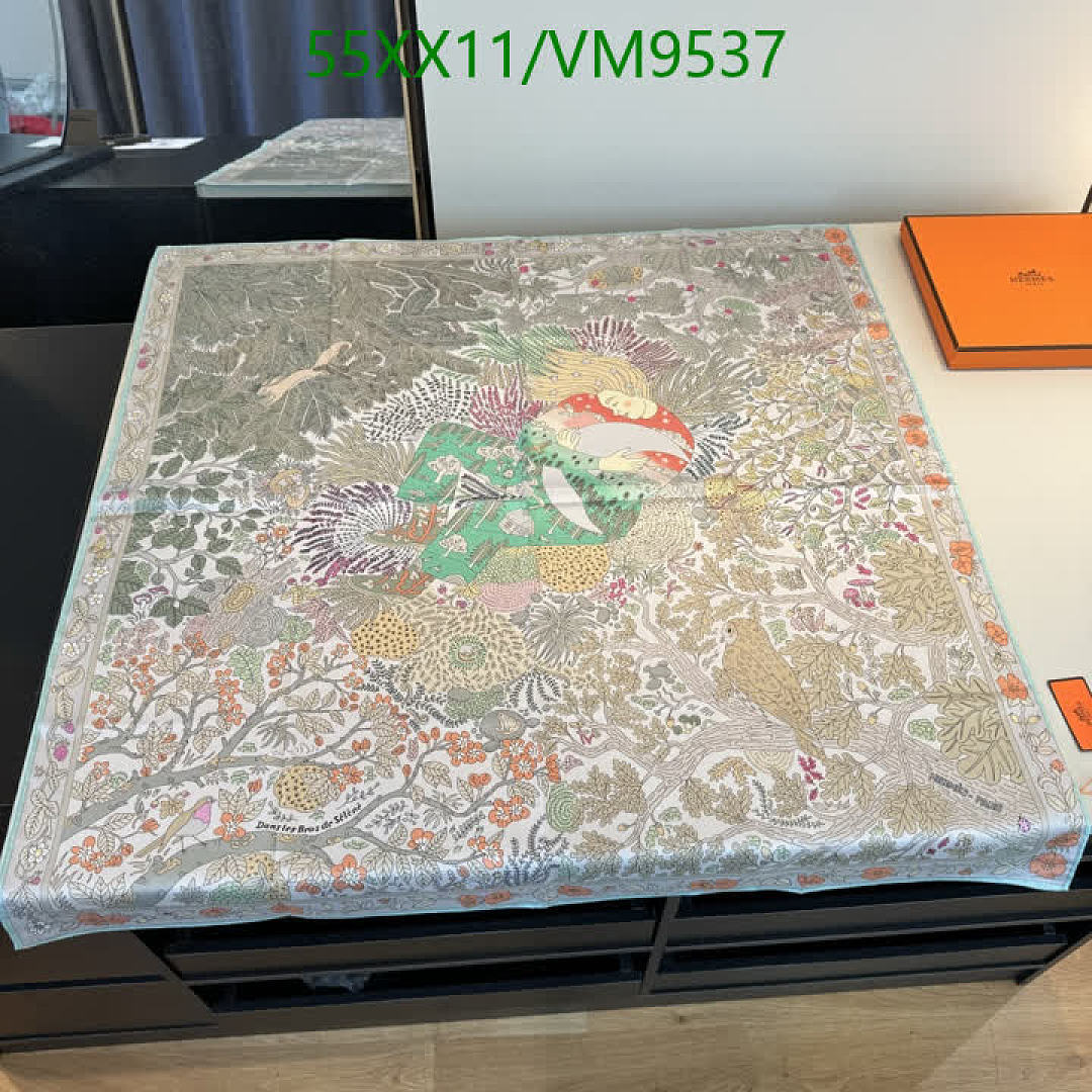 Hermes-Scarf Code: VM9537 $: 55USD