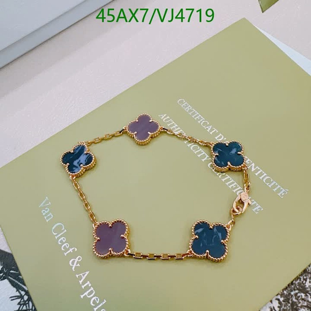 Van Cleef & Arpels-Jewelry Code: VJ4719 $: 45USD