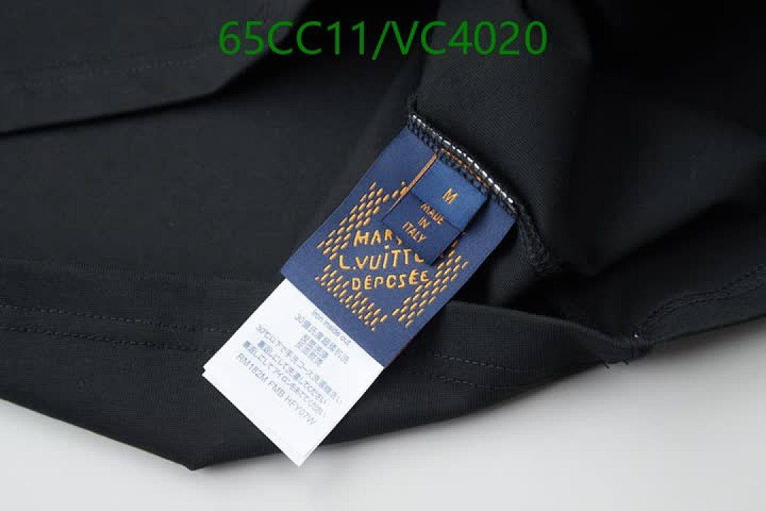 LV-Clothing Code: VC4020 $: 65USD