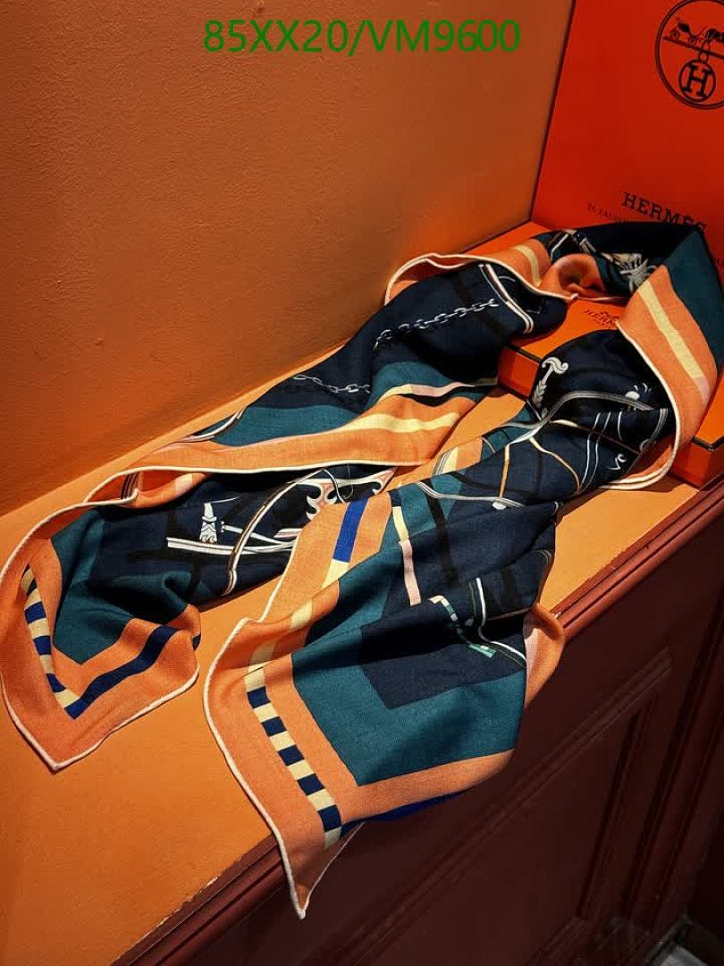 Hermes-Scarf Code: VM9600 $: 85USD