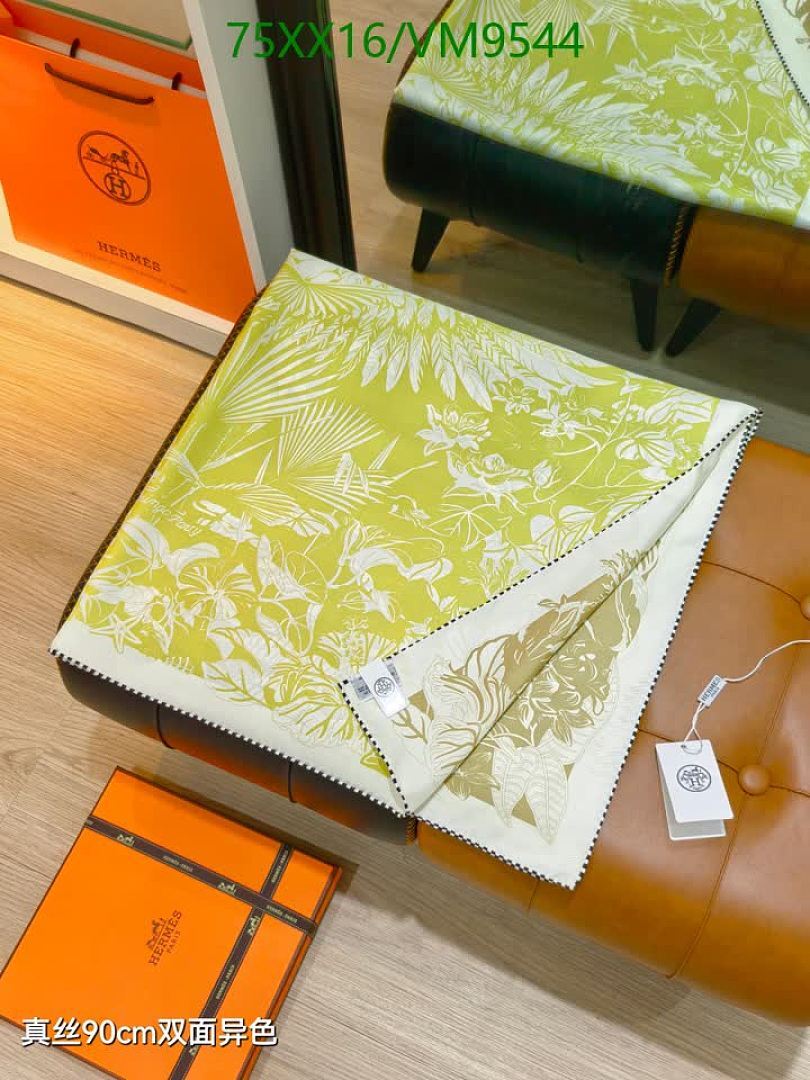 Hermes-Scarf Code: VM9544 $: 75USD