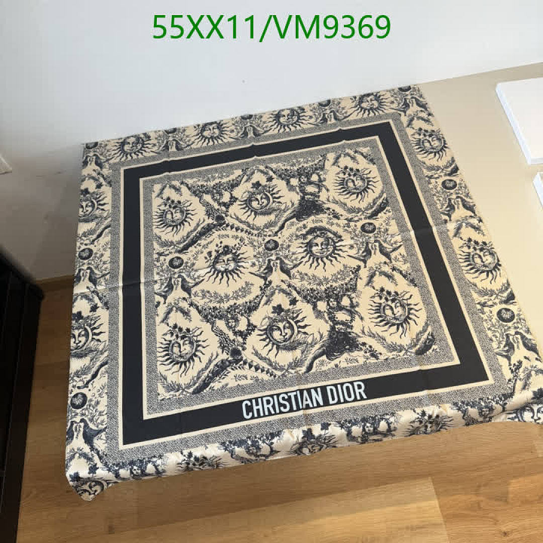 Dior-Scarf Code: VM9369 $: 55USD