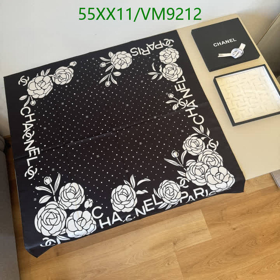 Chanel-Scarf Code: VM9212 $: 55USD