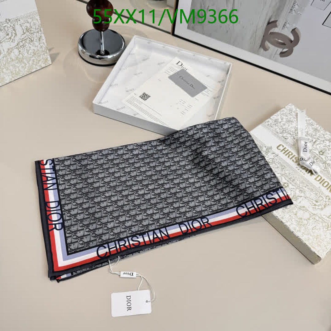Dior-Scarf Code: VM9366 $: 55USD