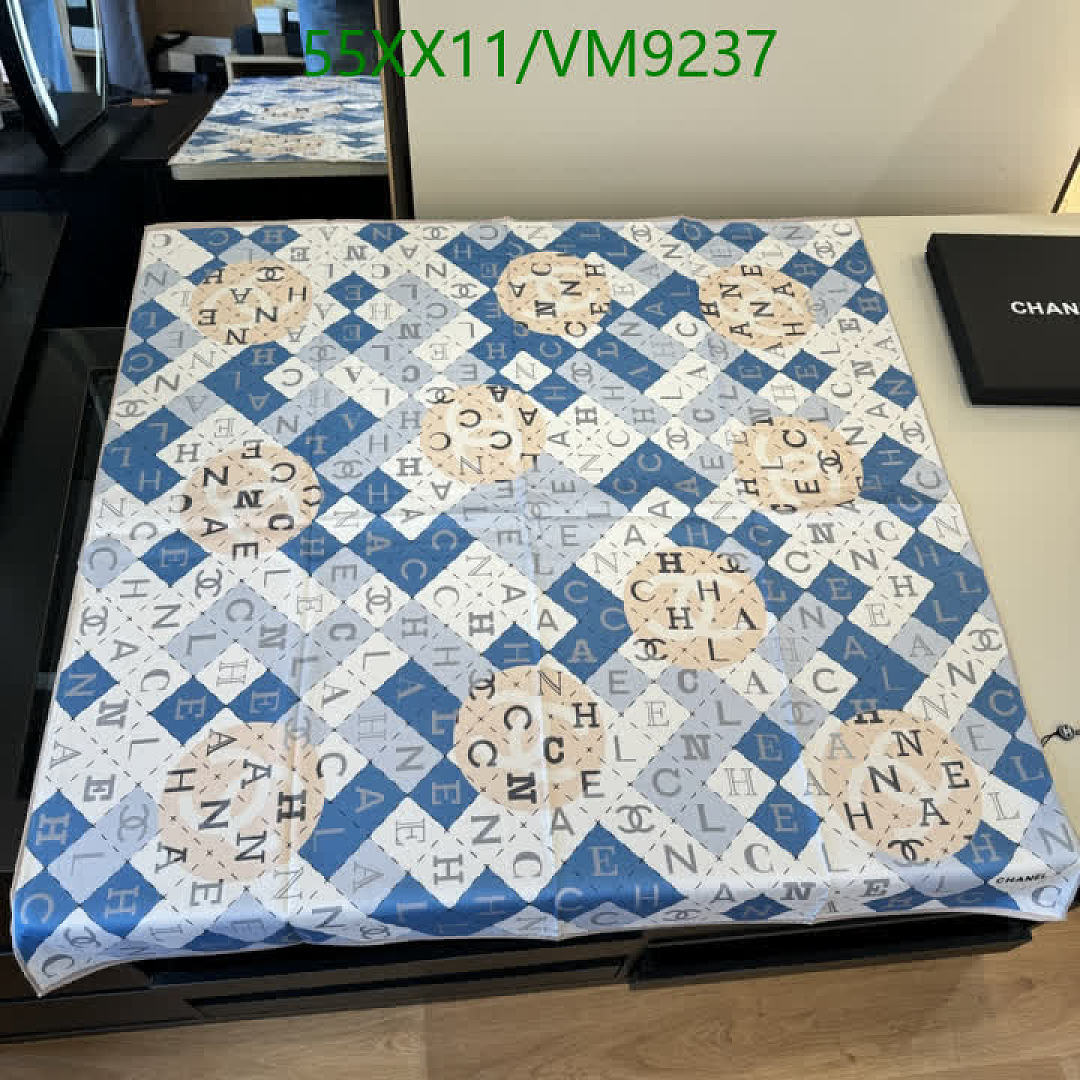 Chanel-Scarf Code: VM9237 $: 55USD