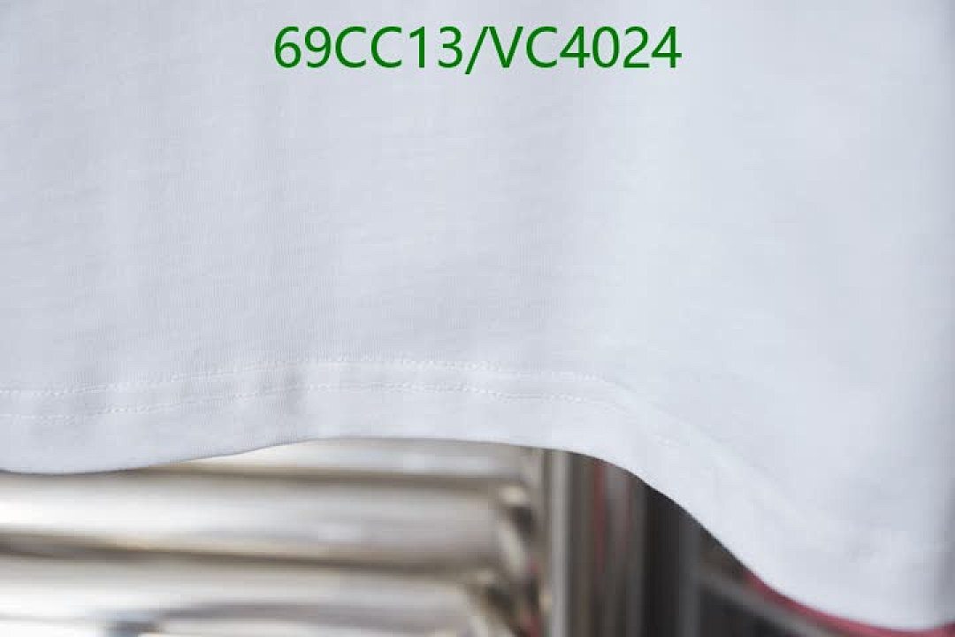 Moncler-Clothing Code: VC4024 $: 69USD