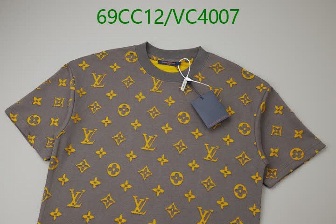 LV-Clothing Code: VC4007 $: 69USD