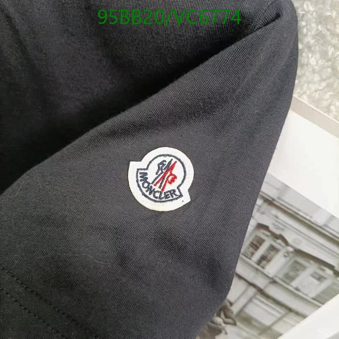 Moncler-Clothing Code: VC6774 $: 95USD