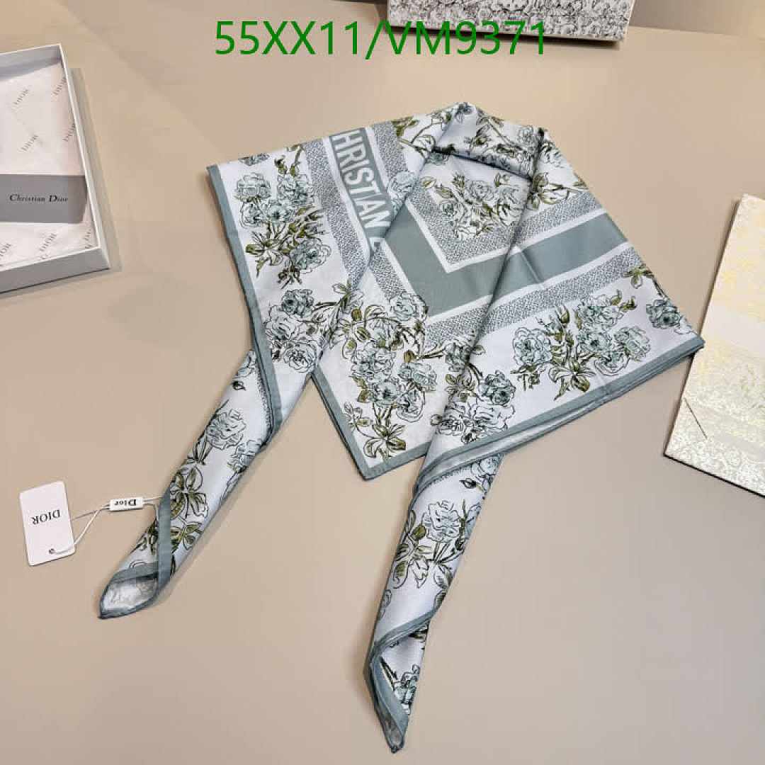 Dior-Scarf Code: VM9371 $: 55USD